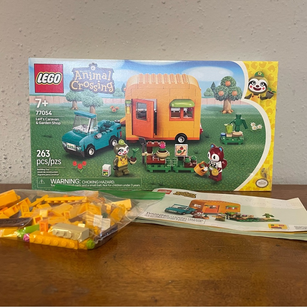 LEGO Animal Crossing Camper Set - Orange and Green
